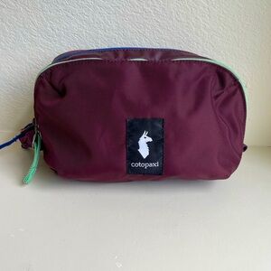 Cotopaxi “Nido Accessory bag”—Toiletries, Dopp kit- Maroon color, Like NEW